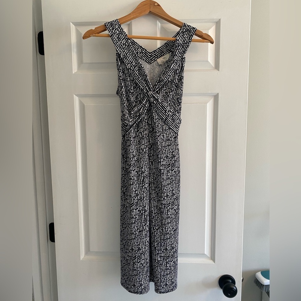Ann Taylor Loft Black & White Criss Criss Front Dress Size 4